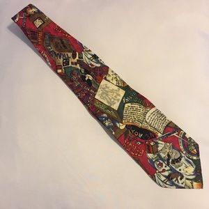 Nicole Miller Therapist/Psychologist Tie